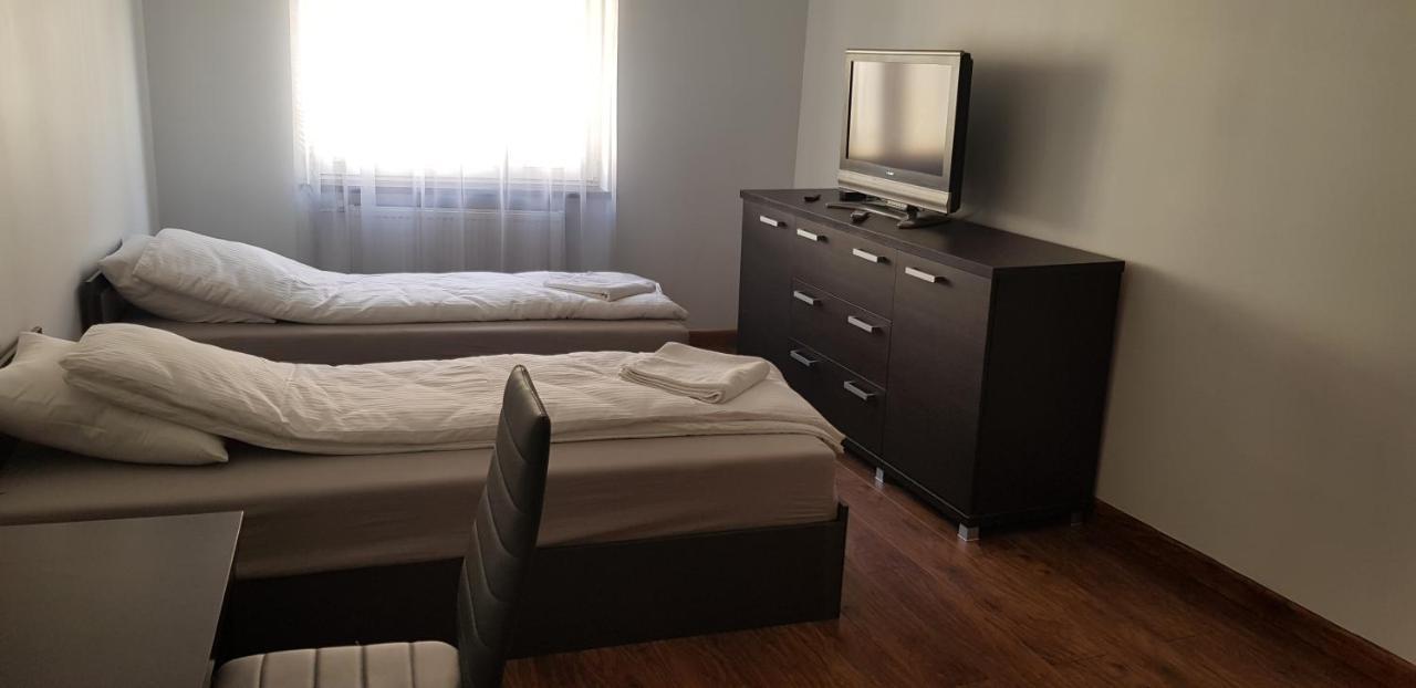 Apartamenty Bednarska 2A Gliwice Bagian luar foto