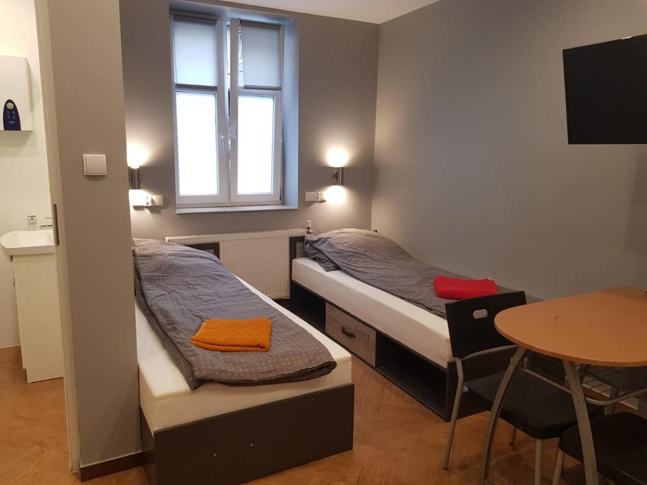 Apartamenty Bednarska 2A Gliwice Bagian luar foto