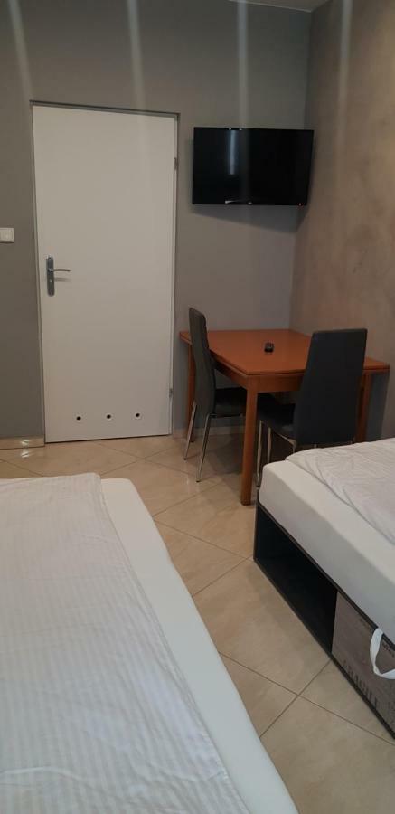 Apartamenty Bednarska 2A Gliwice Bagian luar foto