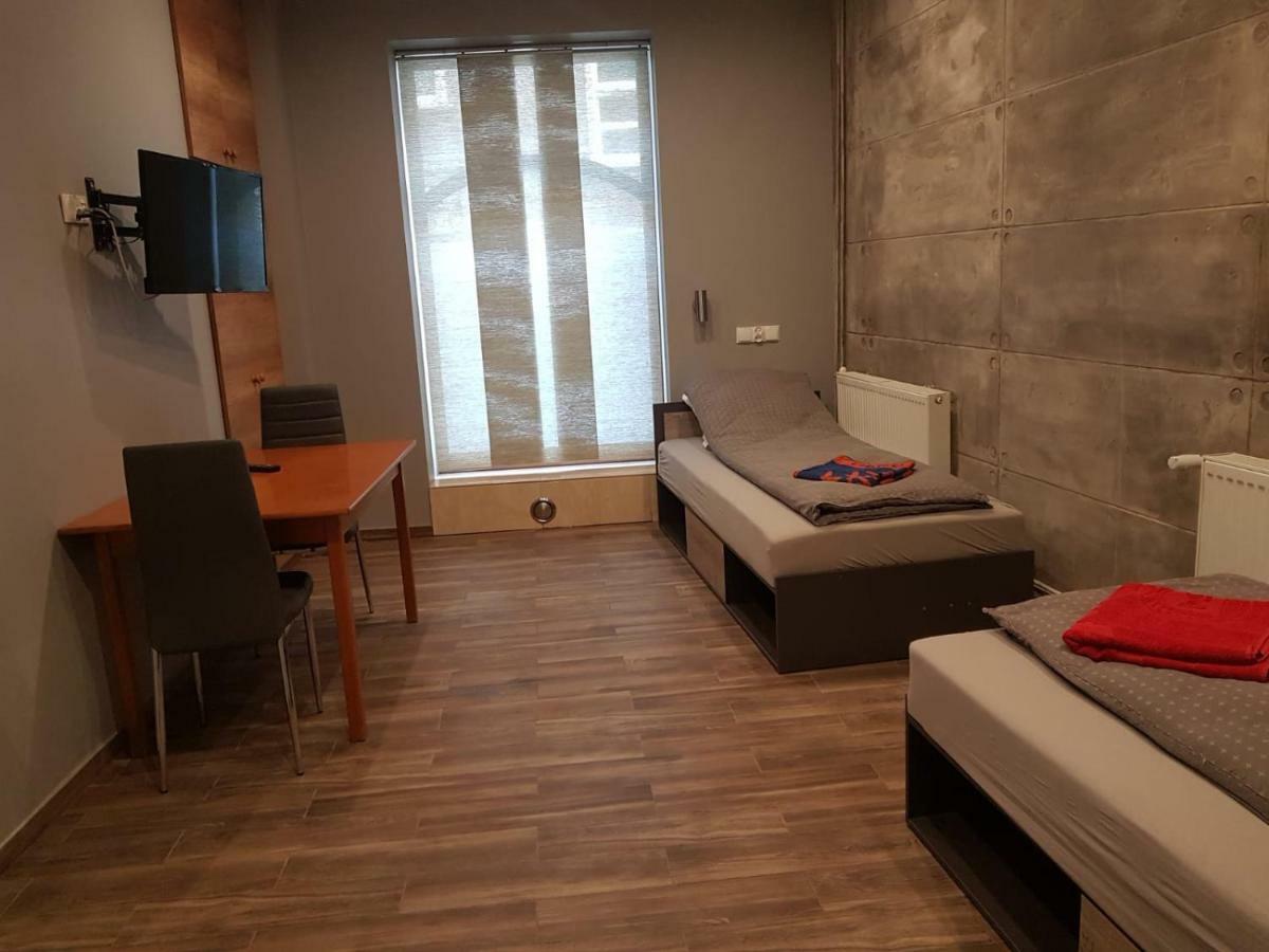 Apartamenty Bednarska 2A Gliwice Bagian luar foto