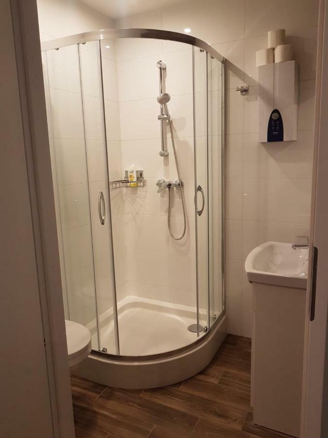 Apartamenty Bednarska 2A Gliwice Bagian luar foto
